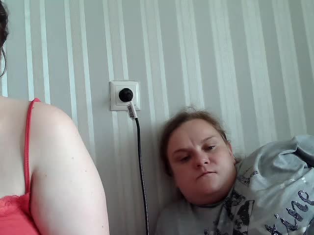 HollyXEva Live Sex December 14, 2025