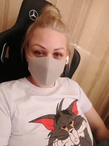 -Tiffany- Live Sex December 18, 2025