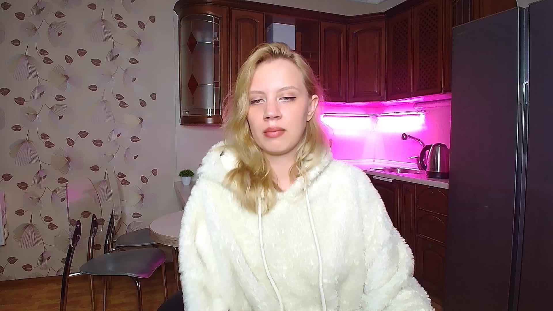 Nadins Live Sex December 14, 2025