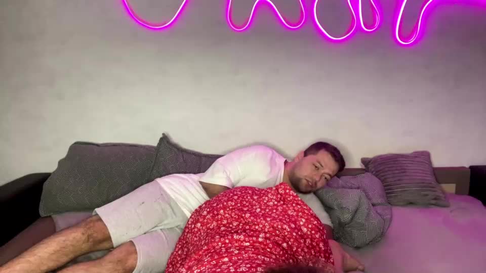 deeplookscouple Live Sex December 14, 2025