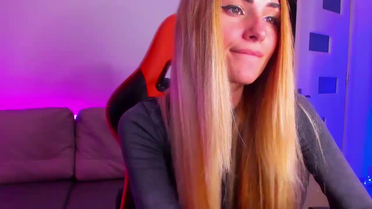 Lynx Live Sex December 14, 2025