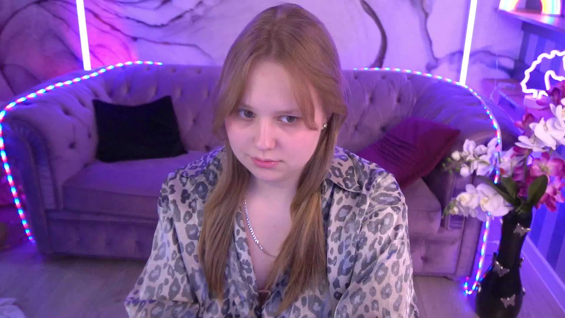 CrystallPaws Live Sex December 14, 2025