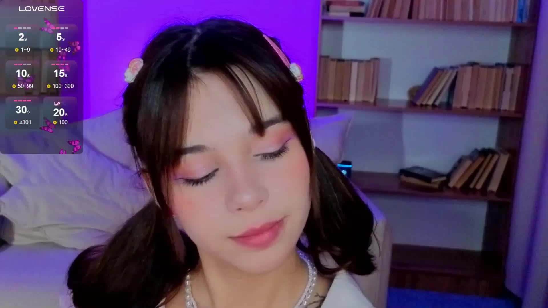 CoralineJones Live Sex December 18, 2025