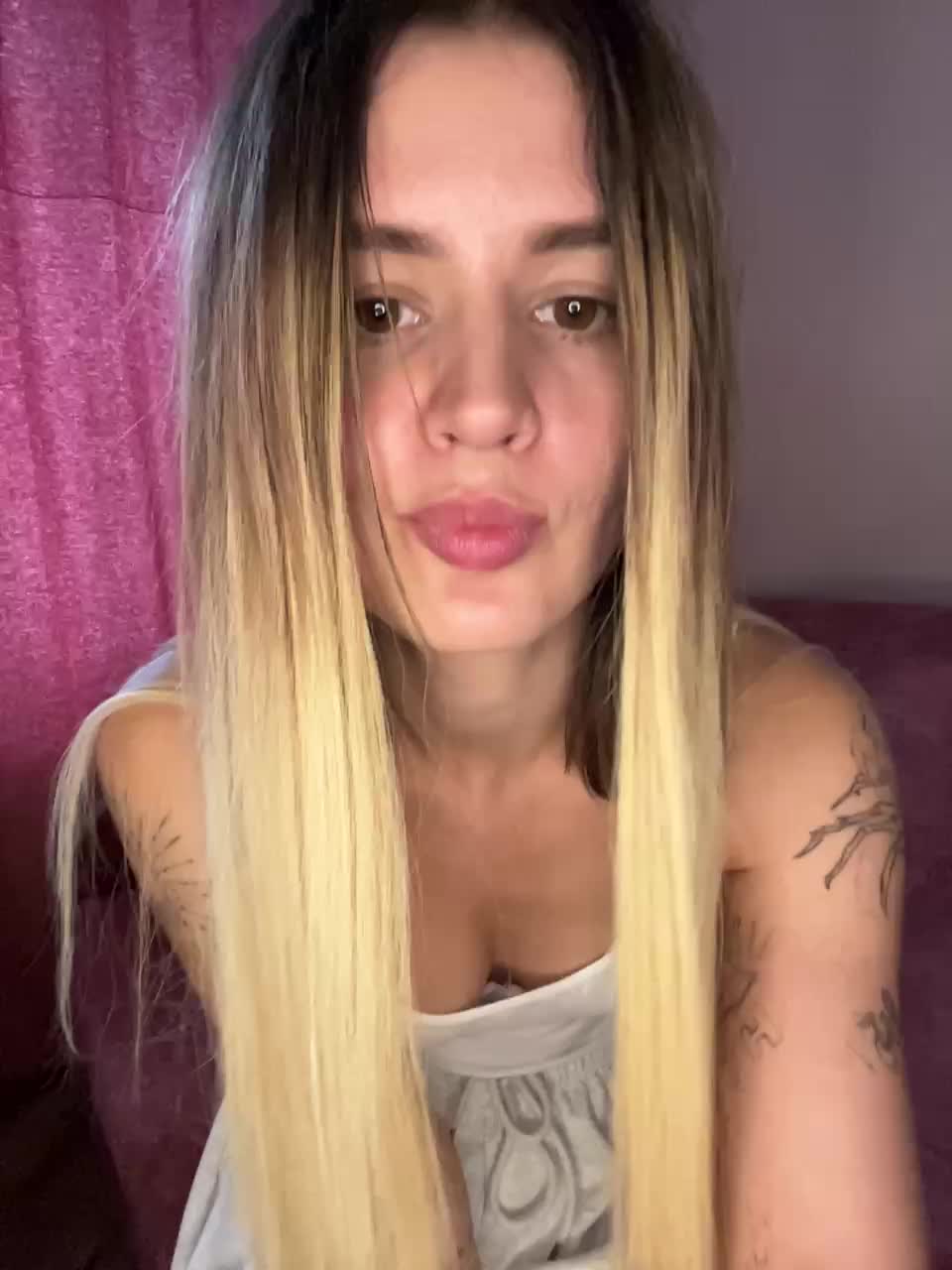 BabeGirl Live Sex December 13, 2025