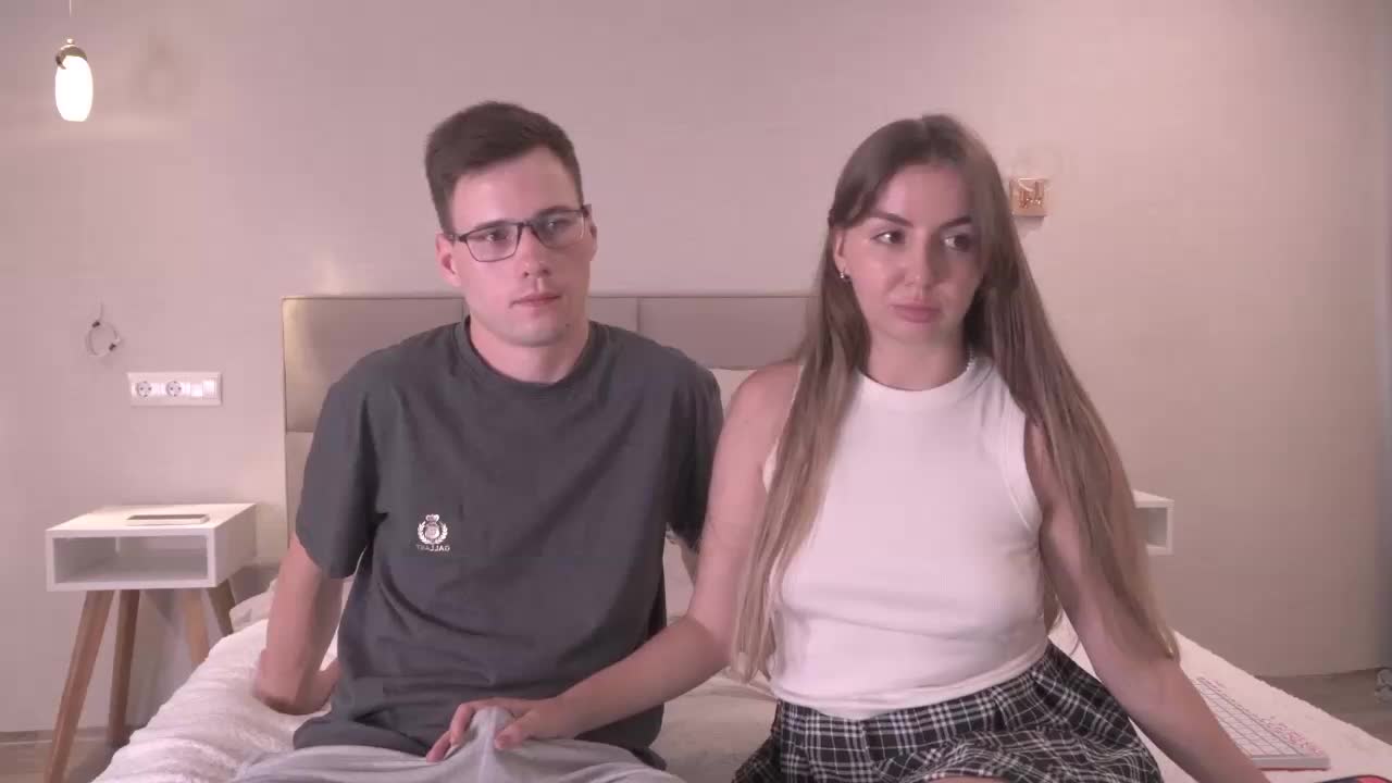 PashaAndMila Live Sex December 19, 2025