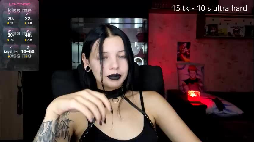 joan_wilson Live Sex December 14, 2025