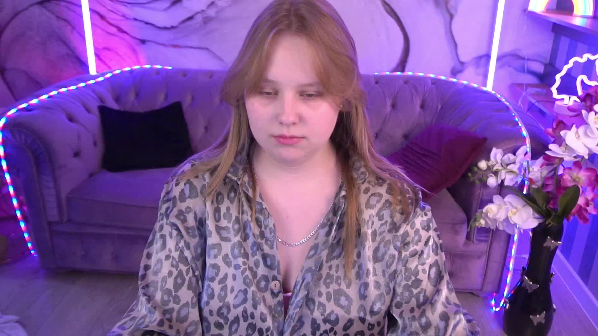 CrystallPaws Live Sex December 14, 2025