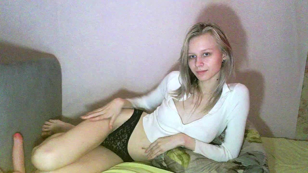 White-snow Live Sex December 17, 2025