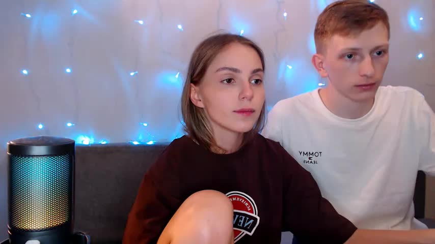 juliaanddima Live Sex December 17, 2025