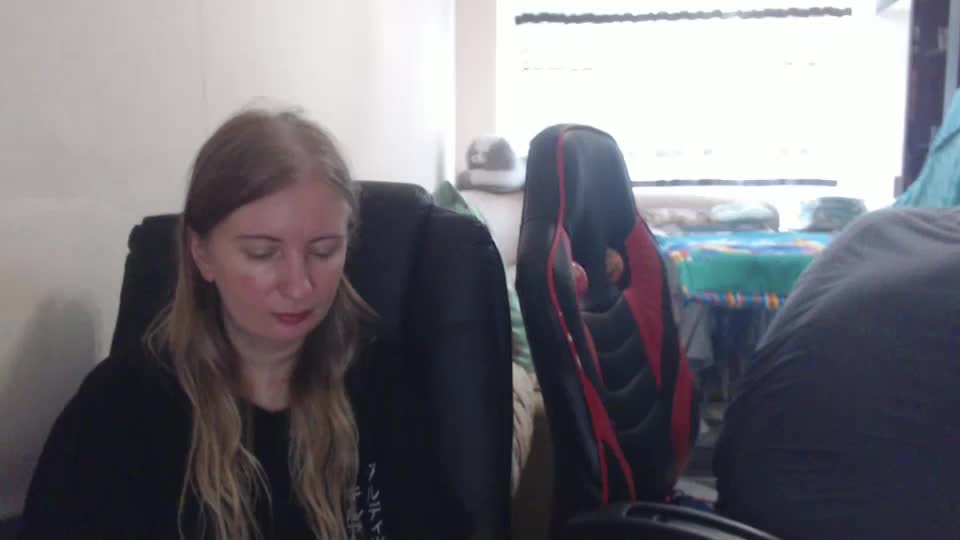 jenisandpeter Live Sex December 14, 2025