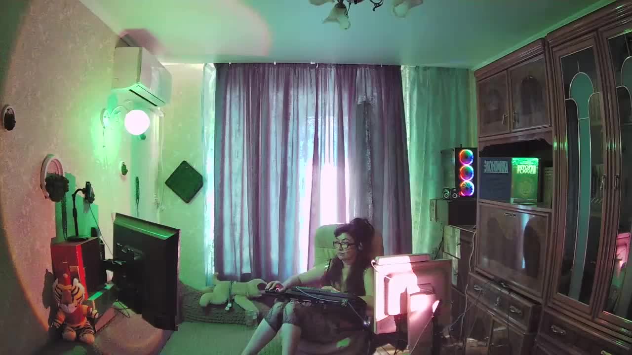 Infodar Live Sex December 15, 2025