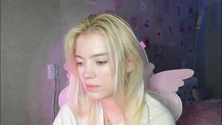 shawty_blonde Live Sex December 14, 2025