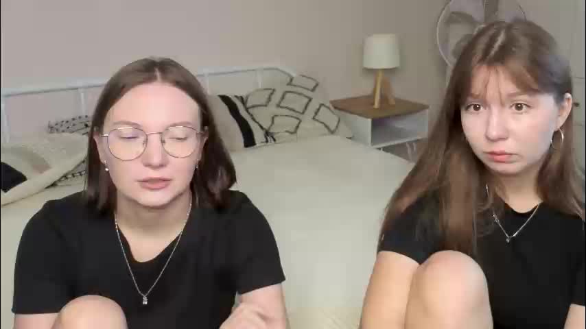 _reverse_gang_ Live Sex December 17, 2025