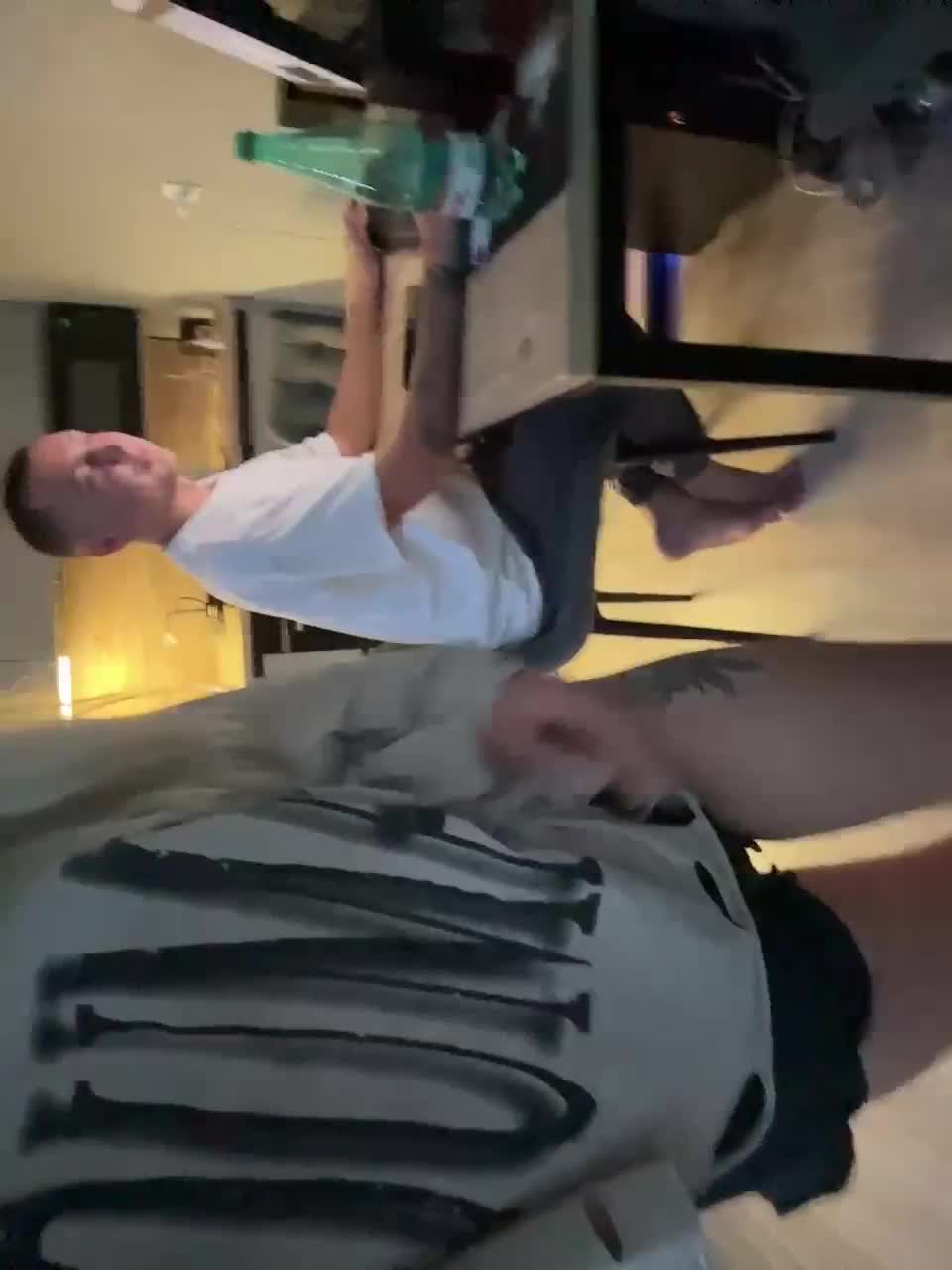 QueenKing Live Sex December 14, 2025