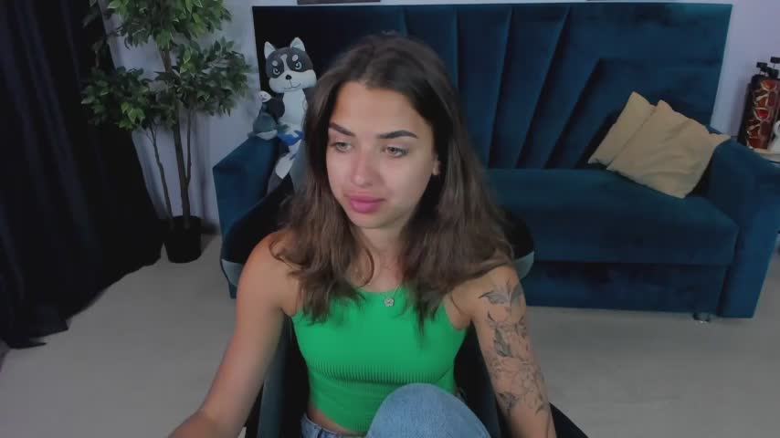 CharleneWoods Live Sex December 13, 2025