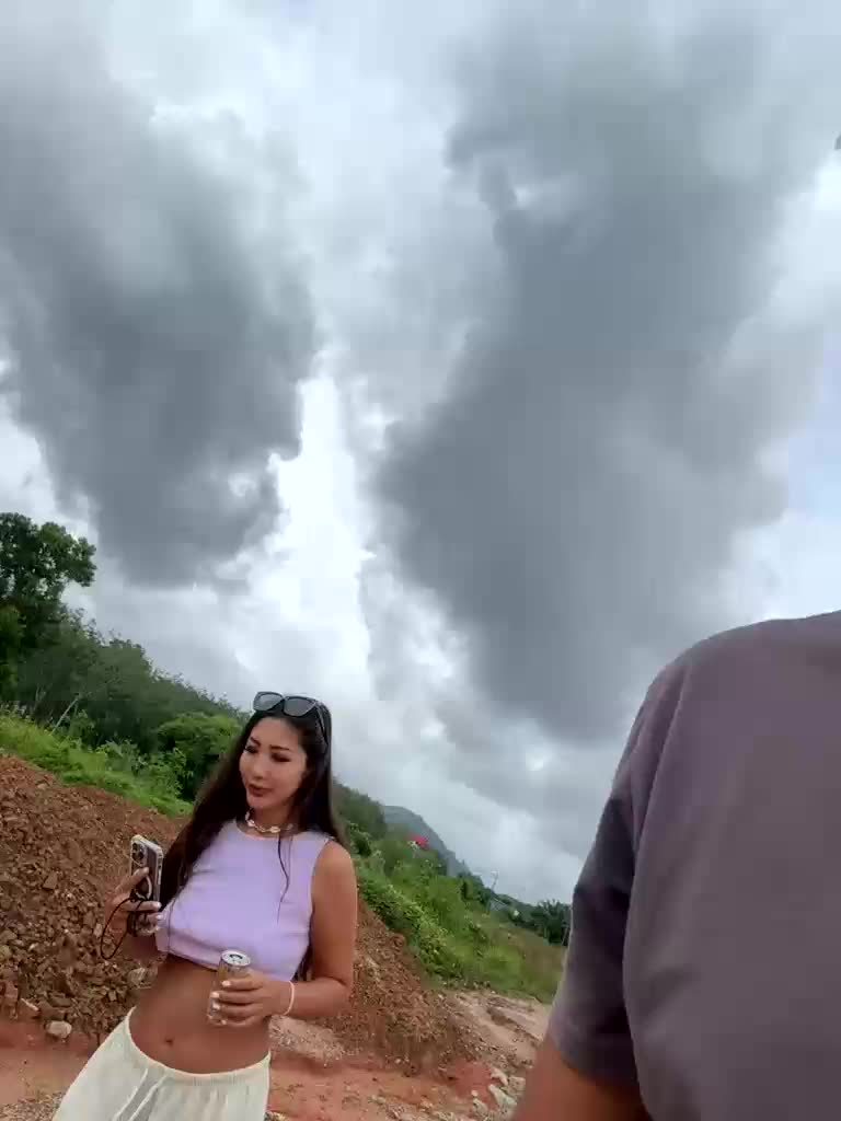 lean-lie Live Sex December 18, 2025