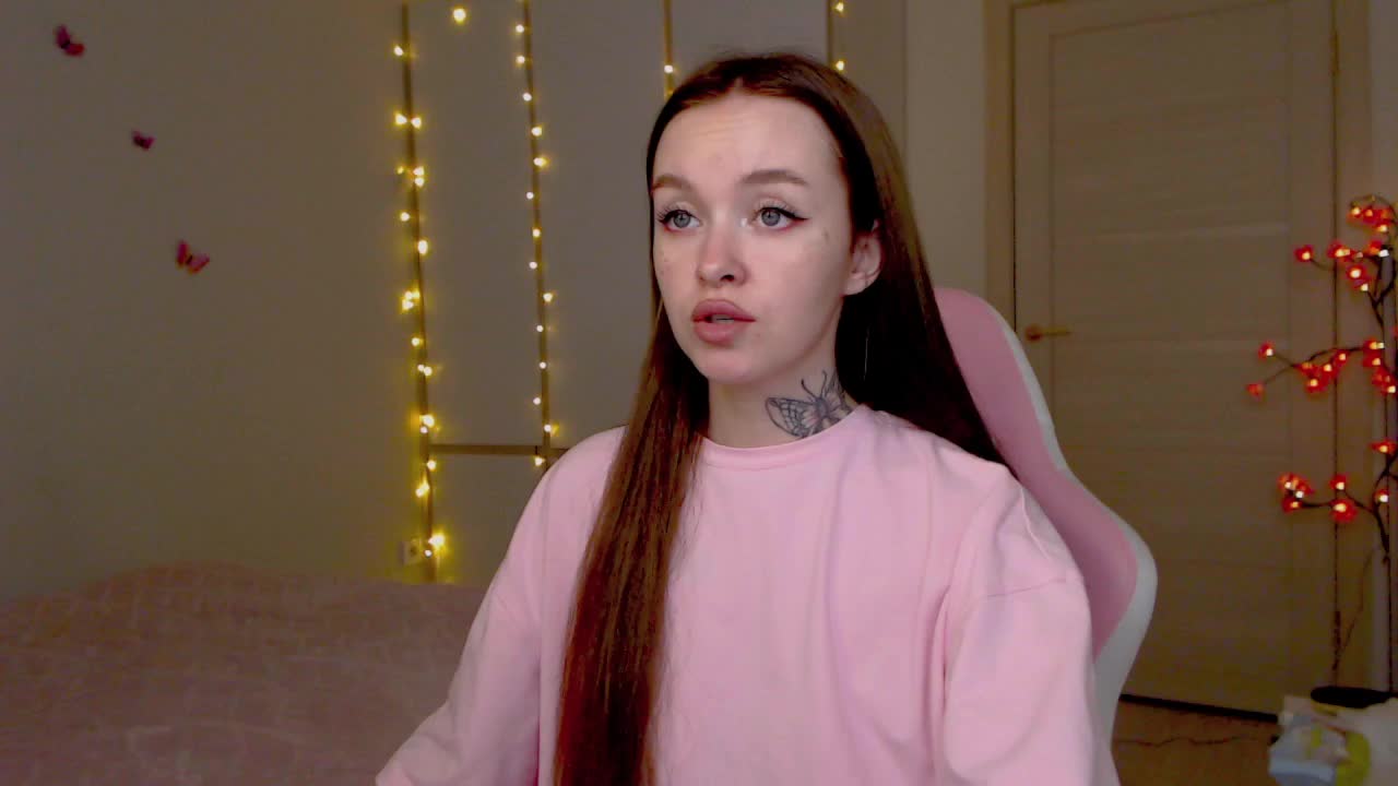 NaughtyMable Live Sex December 14, 2025