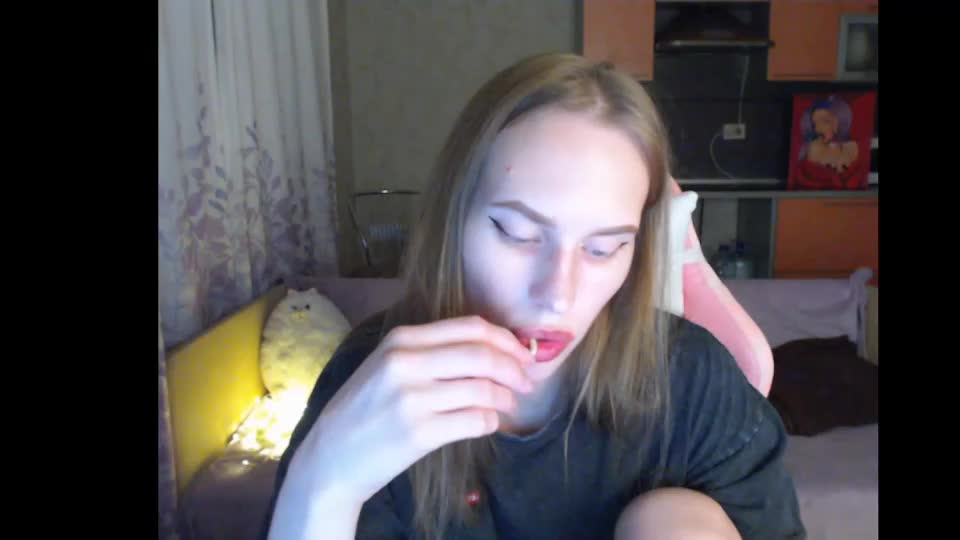 elsa_shine Live Sex December 13, 2025