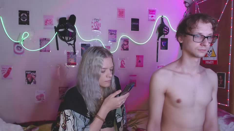 your_horny_friends Live Sex December 14, 2025