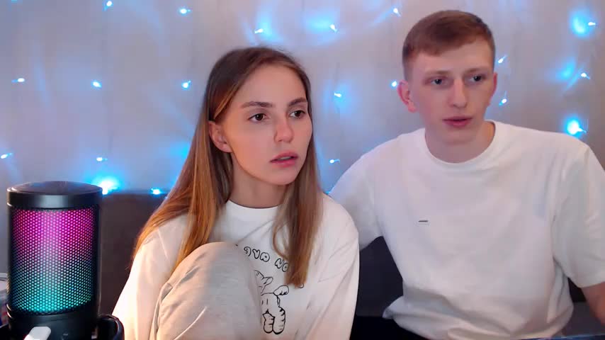 juliaanddima Live Sex December 17, 2025