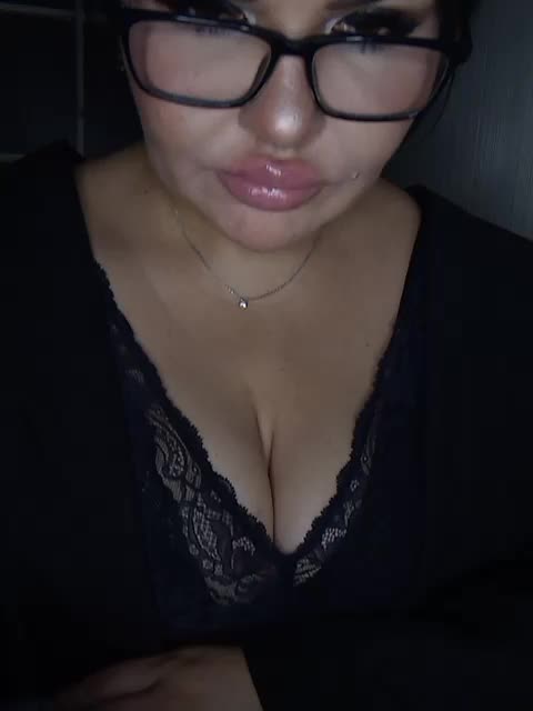 Brunetochkaaa Live Sex December 13, 2025