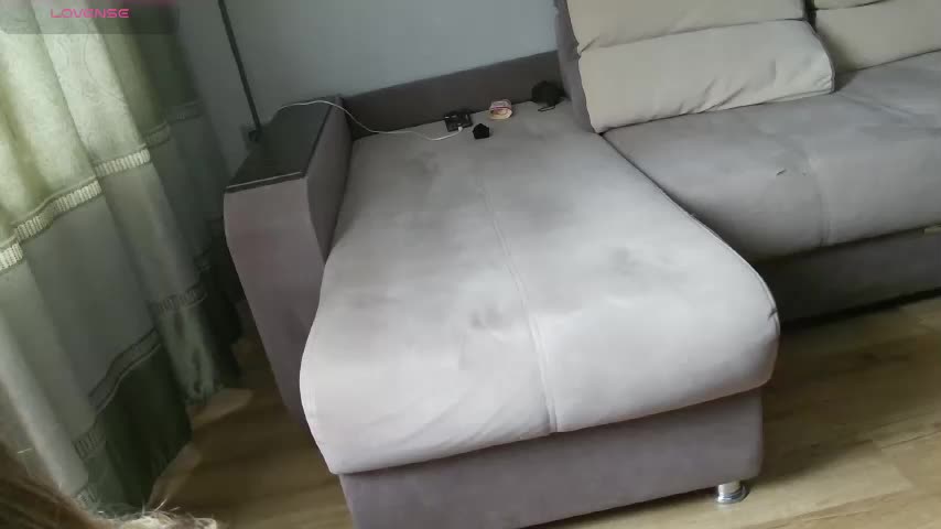 Milaa1998 Live Sex December 14, 2025