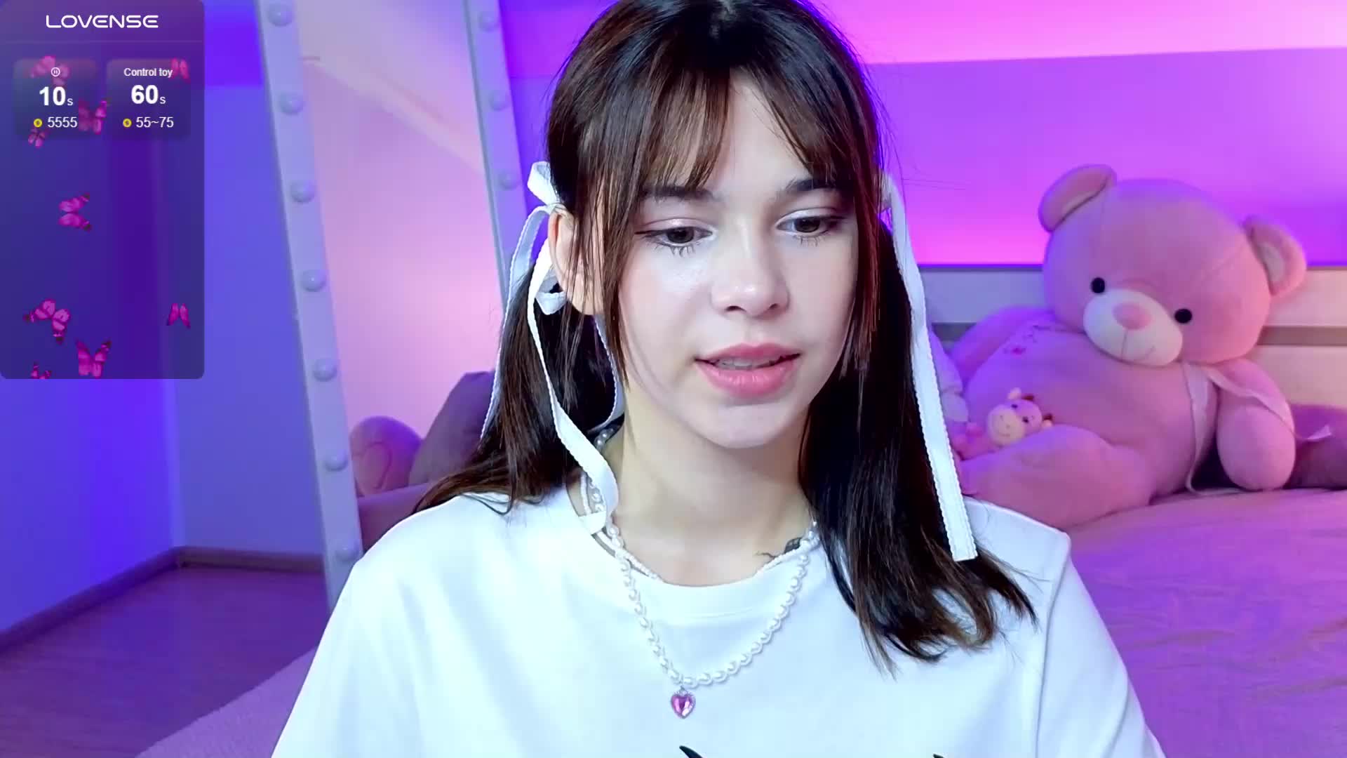 CoralineJones Live Sex December 18, 2025