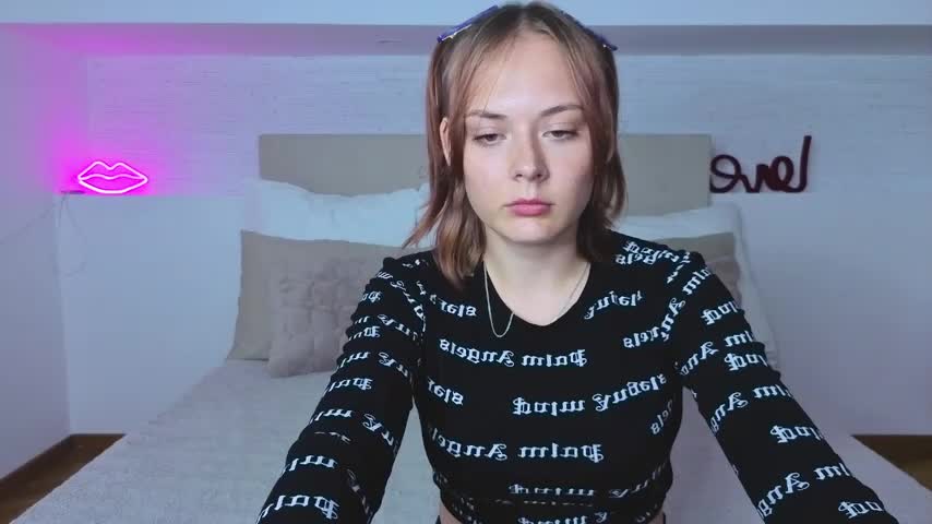 Little_fox1_ Live Sex December 13, 2025