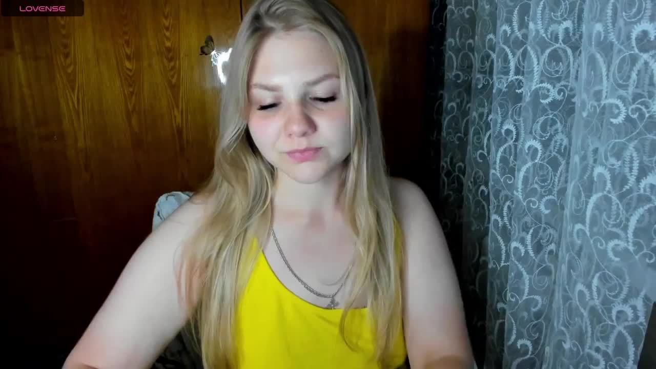 Emma-Frizea Live Sex December 14, 2025