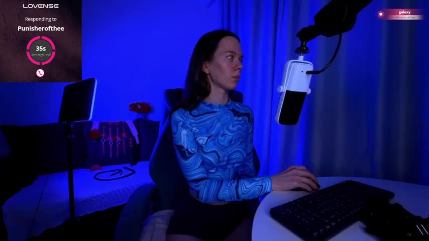 SharkyBaby Live Sex December 13, 2025