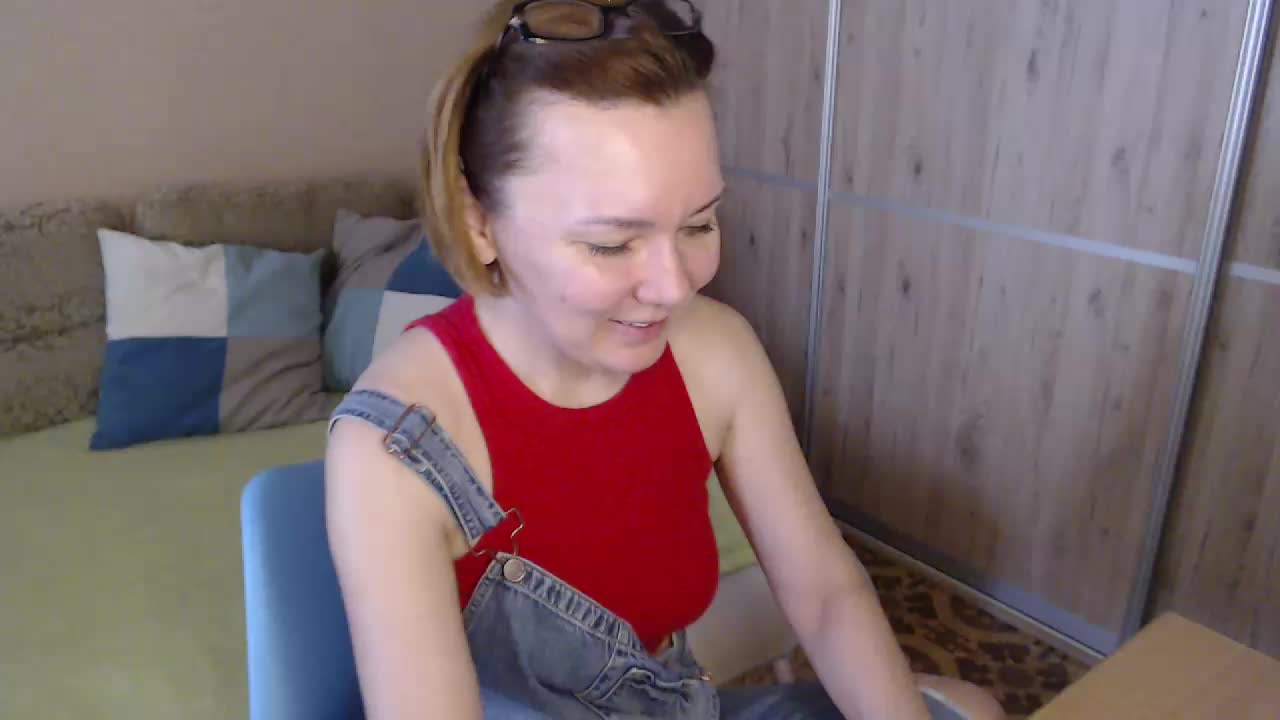 Julia99 Live Sex December 13, 2025