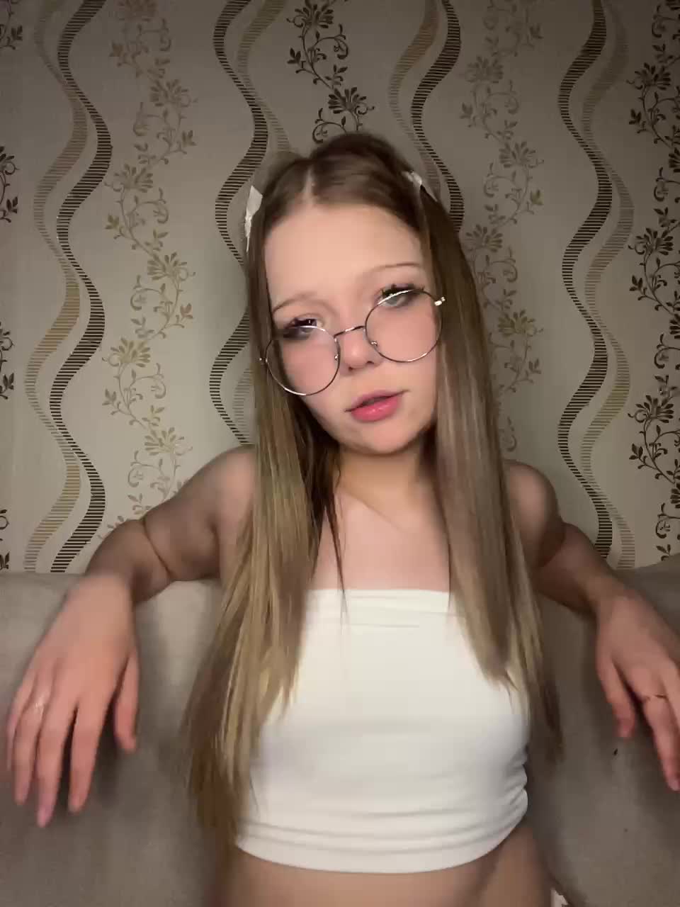 MelMooon Live Sex December 13, 2025