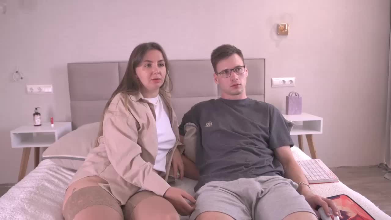 PashaAndMila Live Sex December 19, 2025