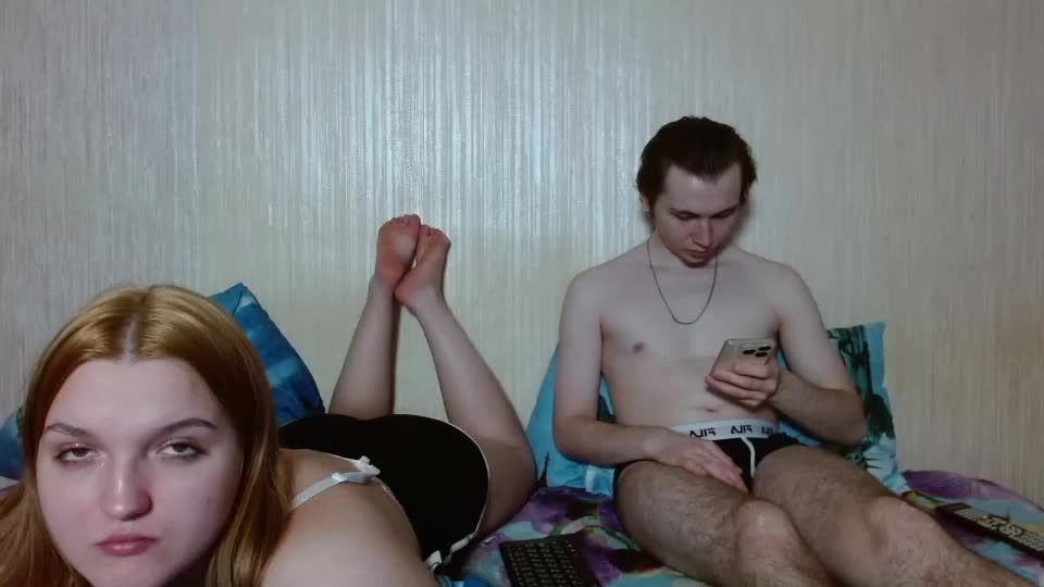 love_language776834 Live Sex December 18, 2025