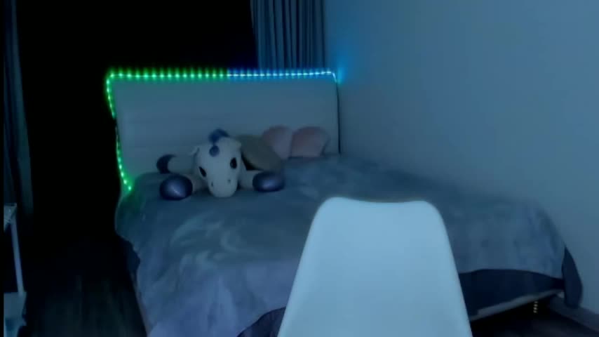 nika_reinnn Live Sex December 13, 2025