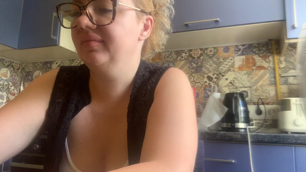 Oksana494 Live Sex December 13, 2025