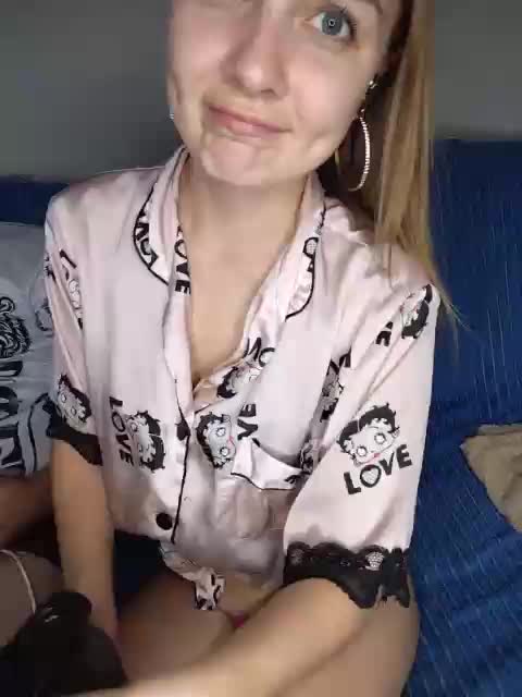 _Spasiboo_ Live Sex December 17, 2025