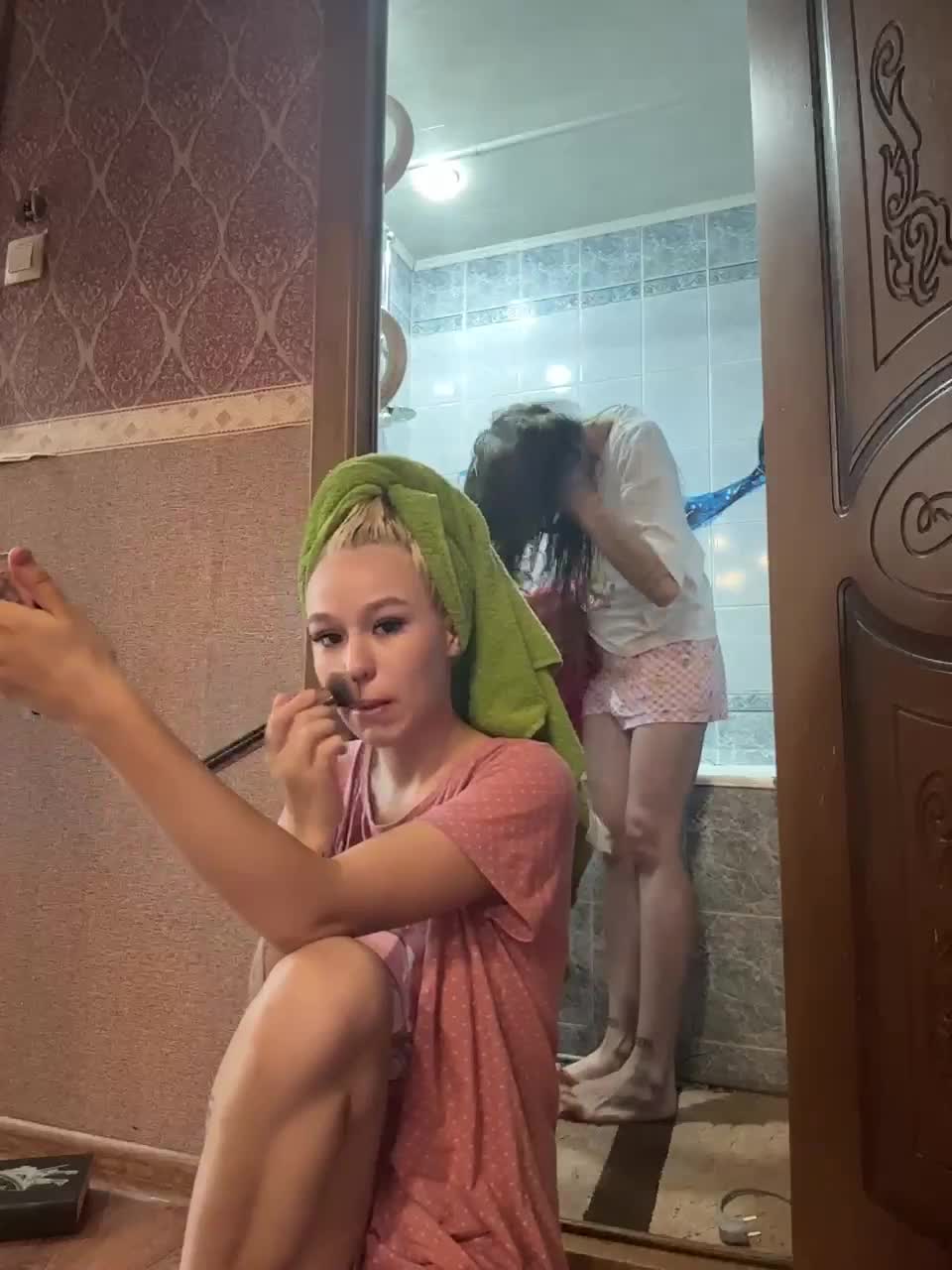 askorbinkiii Live Sex December 14, 2025