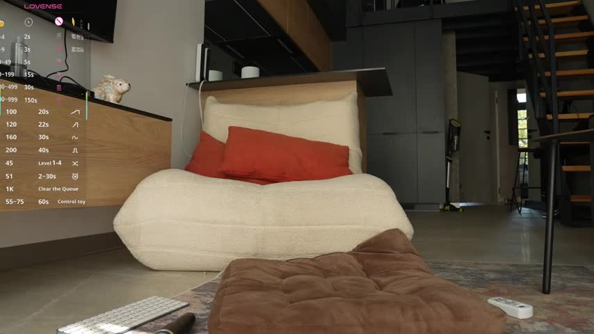 ibiddi Live Sex December 15, 2025