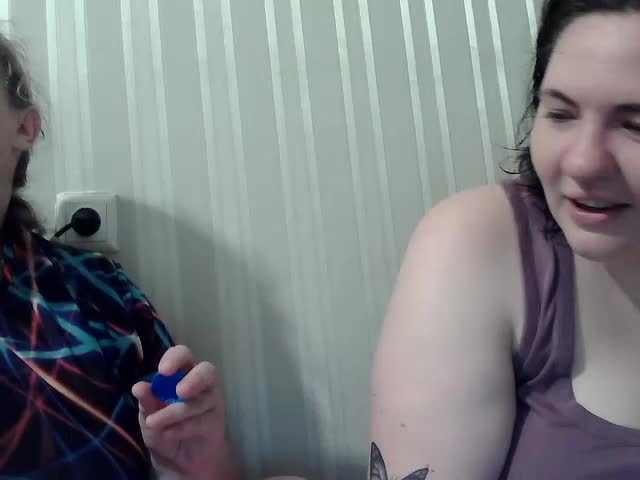 HollyXEva Live Sex December 14, 2025