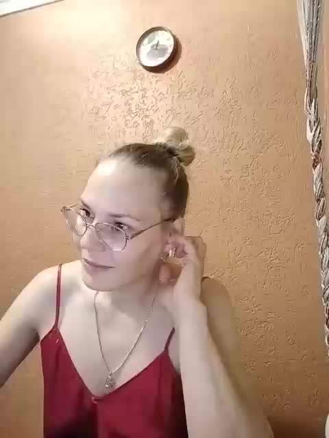 Natalie- Live Sex August 14, 2025