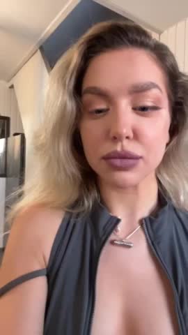 MistressX555 Live Sex December 17, 2025