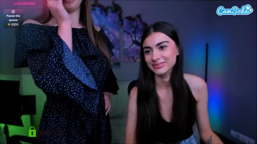 florari Live Sex December 14, 2025