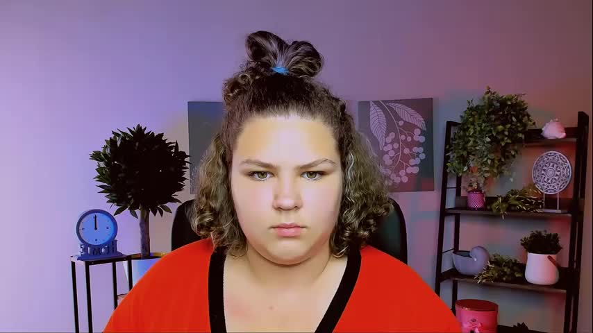 FlorenceAnderson Live Sex December 14, 2025