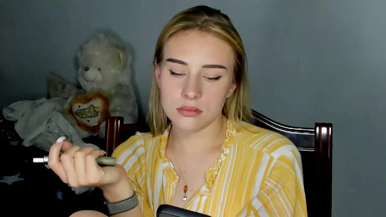 KissyKristy Live Sex December 17, 2025