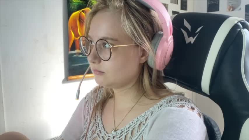 JacyWinslat Live Sex December 13, 2025