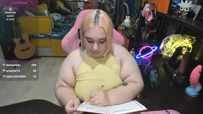 Softie_Sofy Live Sex December 14, 2025
