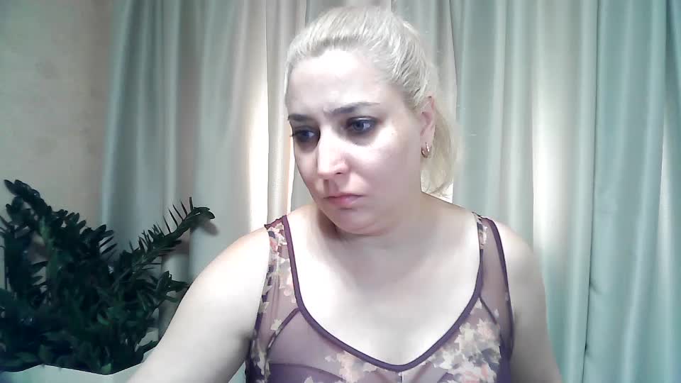 KickaIricka Live Sex December 13, 2025