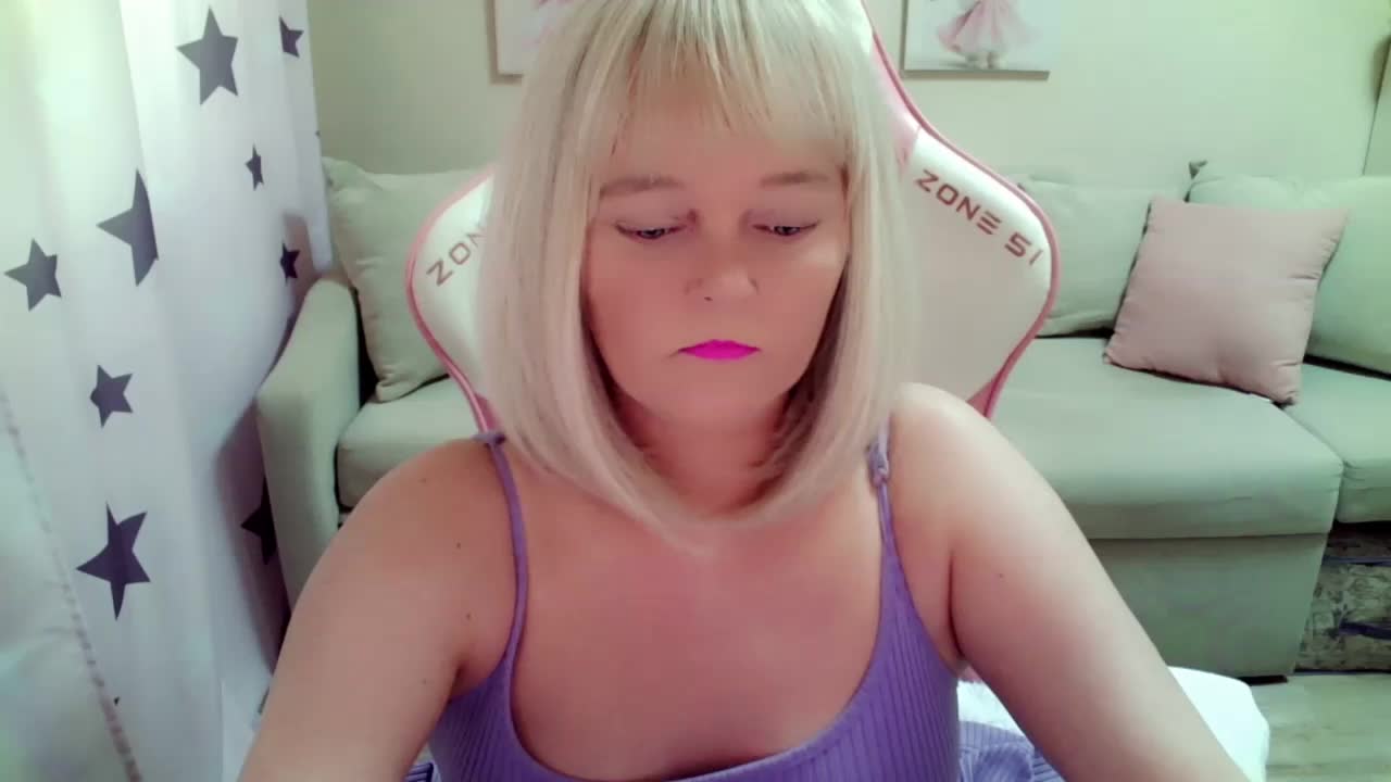 ChristieRoses Live Sex December 13, 2025