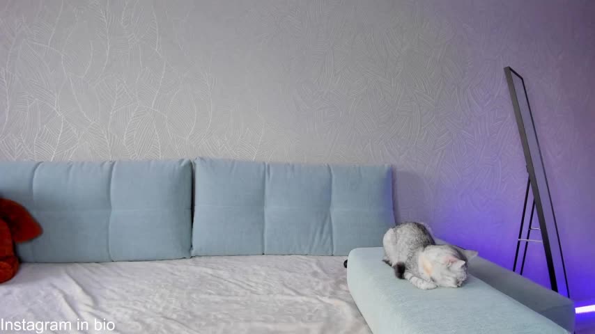 Elechka Live Sex December 13, 2025